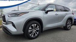 2022 Toyota Highlander Hybrid XLE