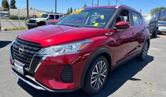 2022 Nissan Kicks SV