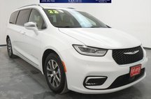 2022 Chrysler Pacifica Hybrid Pinnacle