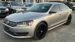 2014 Volkswagen Passat 1.8T SE with Sunroof 1.8