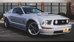 2005 Ford Mustang GT Deluxe