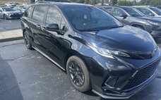 2024 Toyota Sienna XSE 7-Passenger