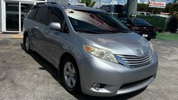 2016 Toyota Sienna LE
