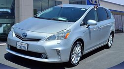 2014 Toyota Prius v Five
