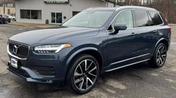 2022 Volvo XC90 T6 Momentum 7-Passenger