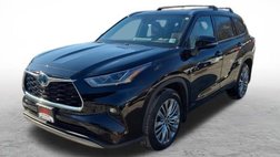 2023 Toyota Highlander Hybrid Platinum