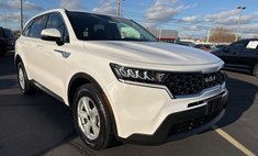 2023 Kia Sorento LX