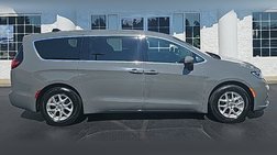 2023 Chrysler Pacifica Touring