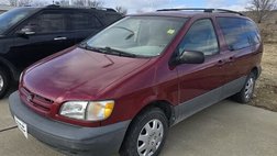 1998 Toyota Sienna LE