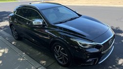 2017 Infiniti QX30 Premium