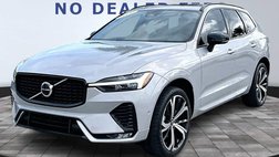 2022 Volvo XC60 B5 R-Design