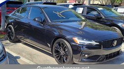 2023 Volvo S60 B5 Plus Black Edition