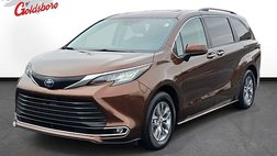 2023 Toyota Sienna XLE