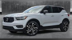 2022 Volvo XC40 T5 R-Design