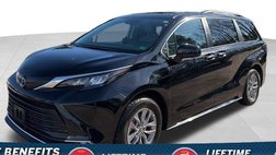 2024 Toyota Sienna XLE