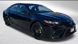 2022 Toyota Camry Hybrid SE Nightshade