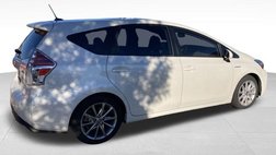 2016 Toyota Prius v Five