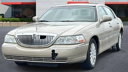 2005 Lincoln Town Car Signature