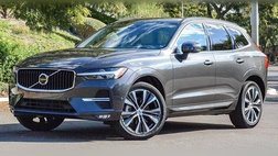 2022 Volvo XC60 B5 Momentum