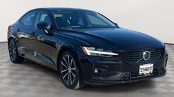 2022 Volvo S60 B5 Momentum