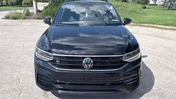 2023 Volkswagen Tiguan SE R-Line Black