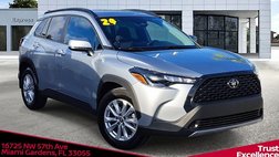 2024 Toyota Corolla Cross LE
