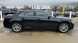 2017 Chrysler 300 Limited