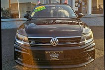 2021 Volkswagen Tiguan SE R-Line Black