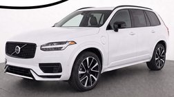 2023 Volvo XC90 Recharge T8 Plus Dark Theme