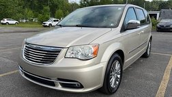 2014 Chrysler Town and Country Touring-L