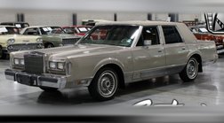 1988 Lincoln Town Car Signature