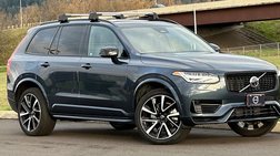 2023 Volvo XC90 Recharge T8 Ultimate Dark Theme