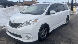 2014 Toyota Sienna SE 8-Passenger