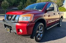 2015 Nissan Titan SV