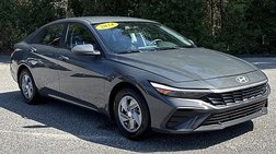 2024 Hyundai Elantra SE