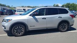 2020 Nissan Pathfinder SL