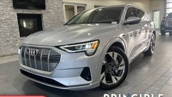 2022 Audi e-tron quattro Premium Plus