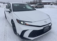 2025 Toyota Camry Hybrid SE