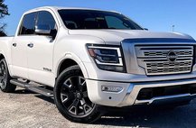 2023 Nissan Titan Platinum Reserve