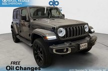 2025 Jeep Wrangler Sahara 4xe