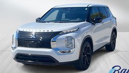 2023 Mitsubishi Outlander Black Edition
