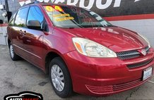 2004 Toyota Sienna 4 Dr LE Passenger Van