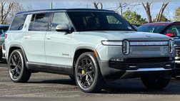 2023 Rivian R1S Adventure