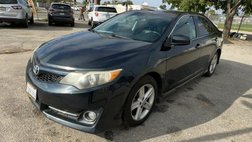 2014 Toyota Camry SE