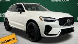 2023 Volvo XC60 Recharge T8 Ultimate Dark Theme