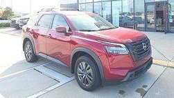 2023 Nissan Pathfinder SV