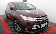 2017 Toyota Highlander SE