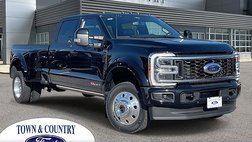 2026 Ford F-450 Super Duty Platinum