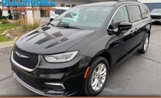 2022 Chrysler Pacifica Touring