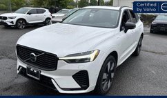 2024 Volvo XC60 Recharge T8 Plus Dark Theme